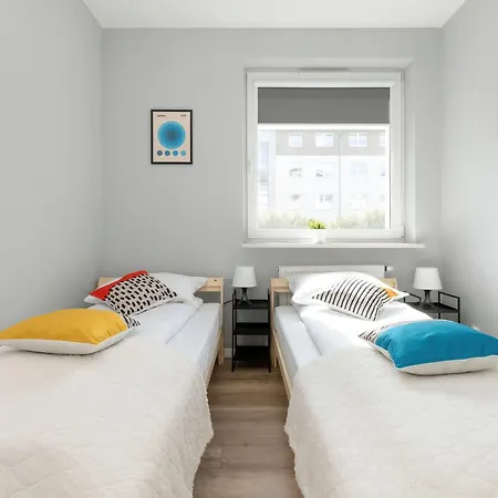 Family Lesna With Parking By Renters Apartmán